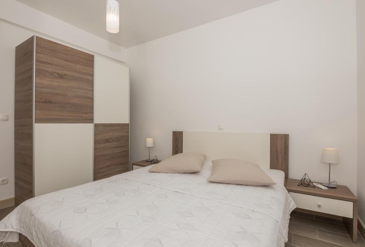Apartments Villa Hadria Makarska Ngoại thất bức ảnh