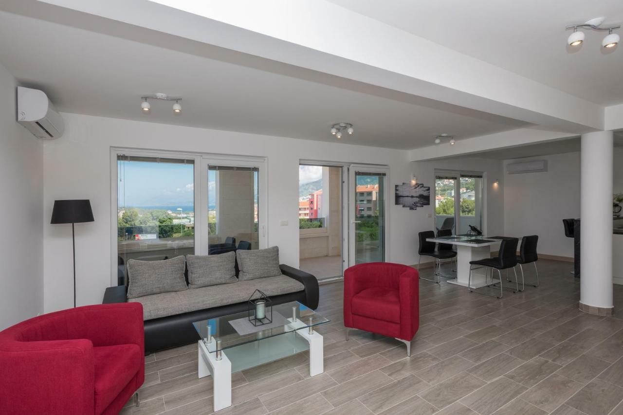 Apartments Villa Hadria Makarska Ngoại thất bức ảnh
