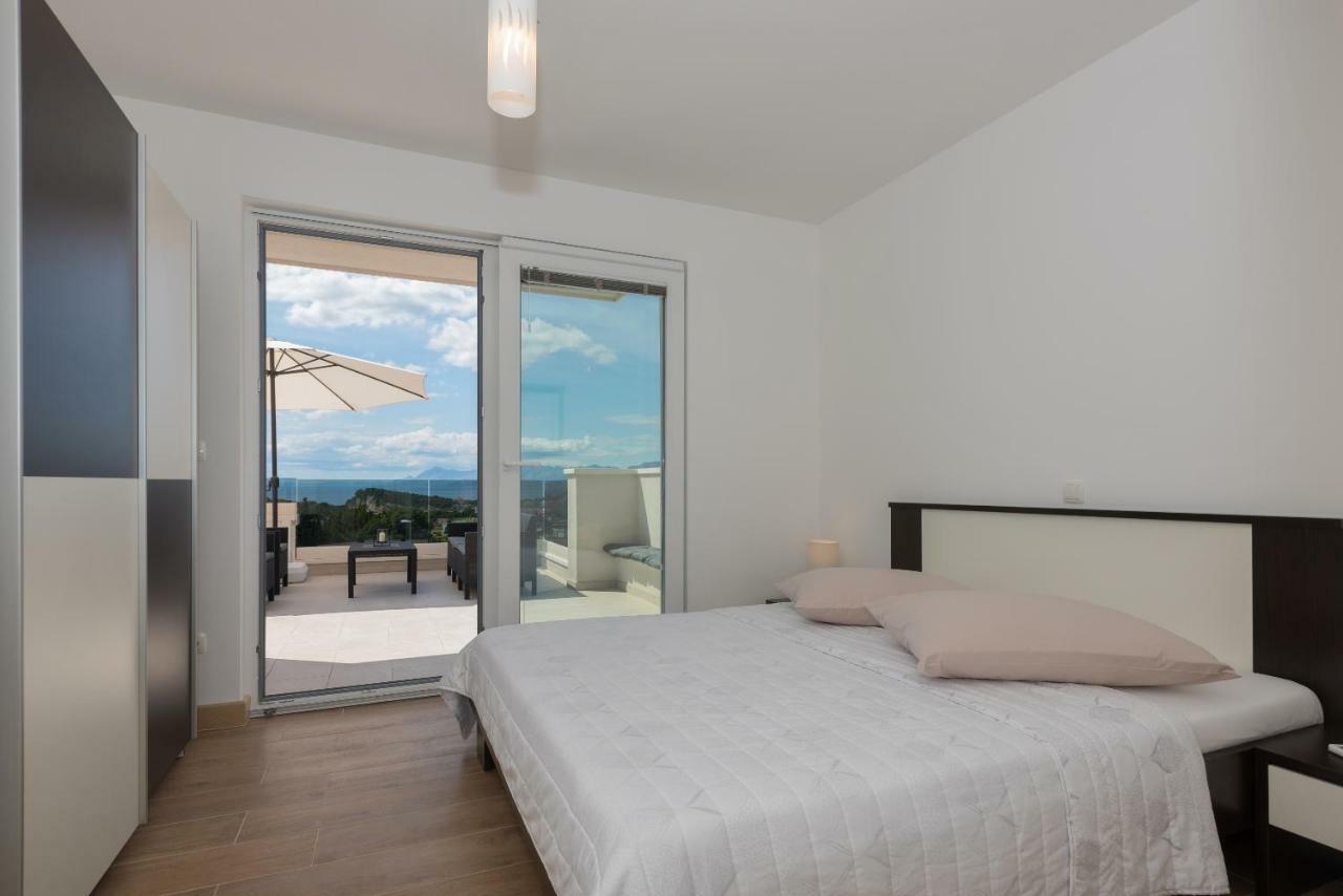 Apartments Villa Hadria Makarska Ngoại thất bức ảnh